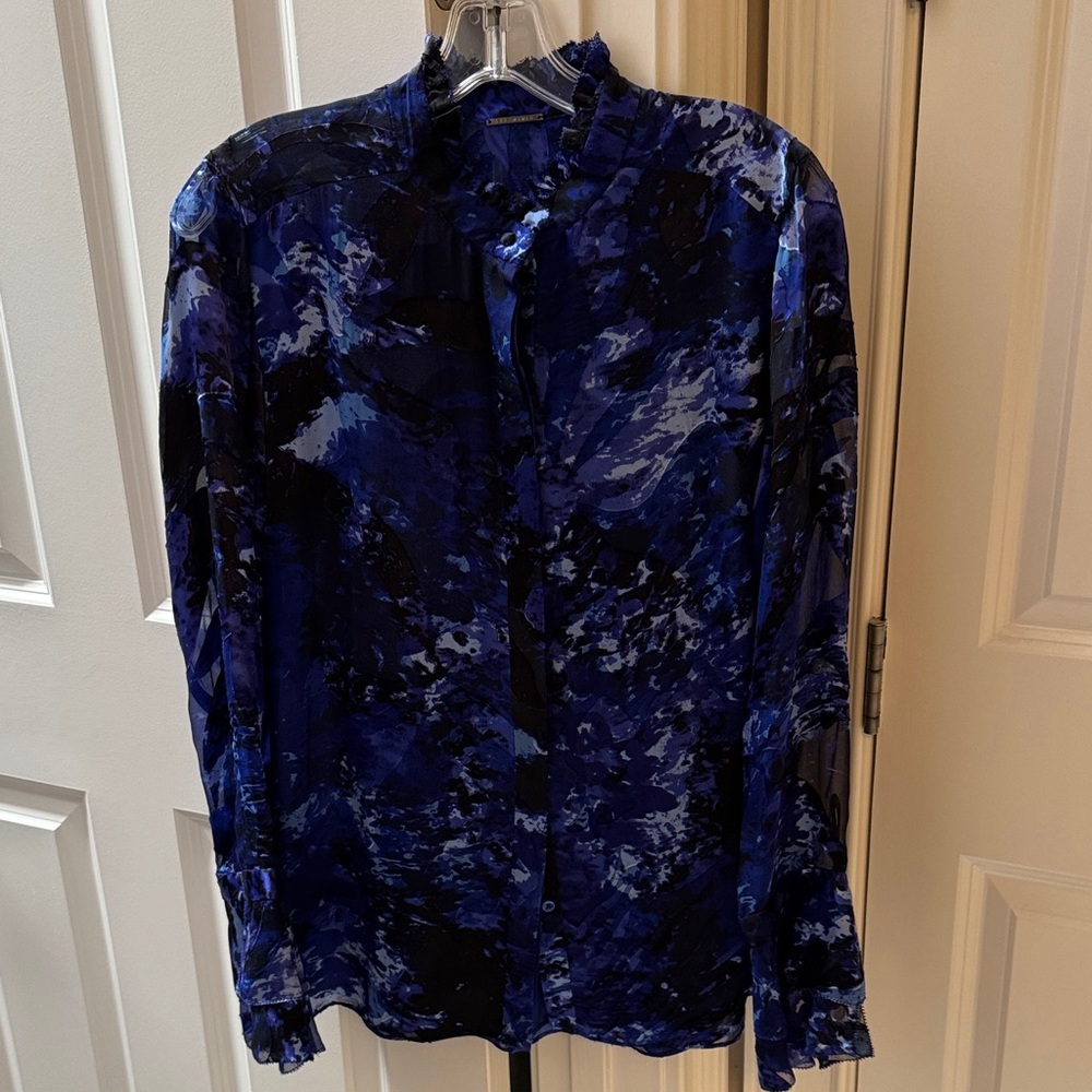 Elie Tahari Blue and Black Blouse